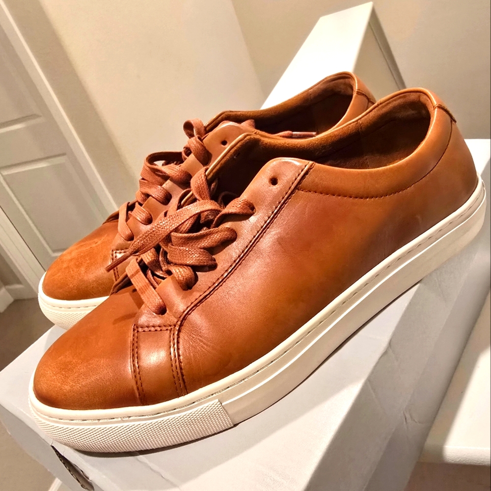 Men's Size 9.5 New Republic shoes